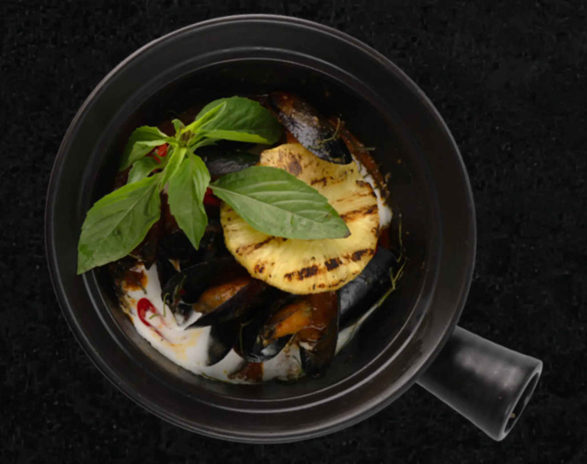 CHUMPHON PINEAPPLE CURRY <span id="pepper"></span>